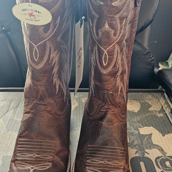 Idyllwind Women's Brash Western Boots - Broad Square Toe - Picture 1 of 7